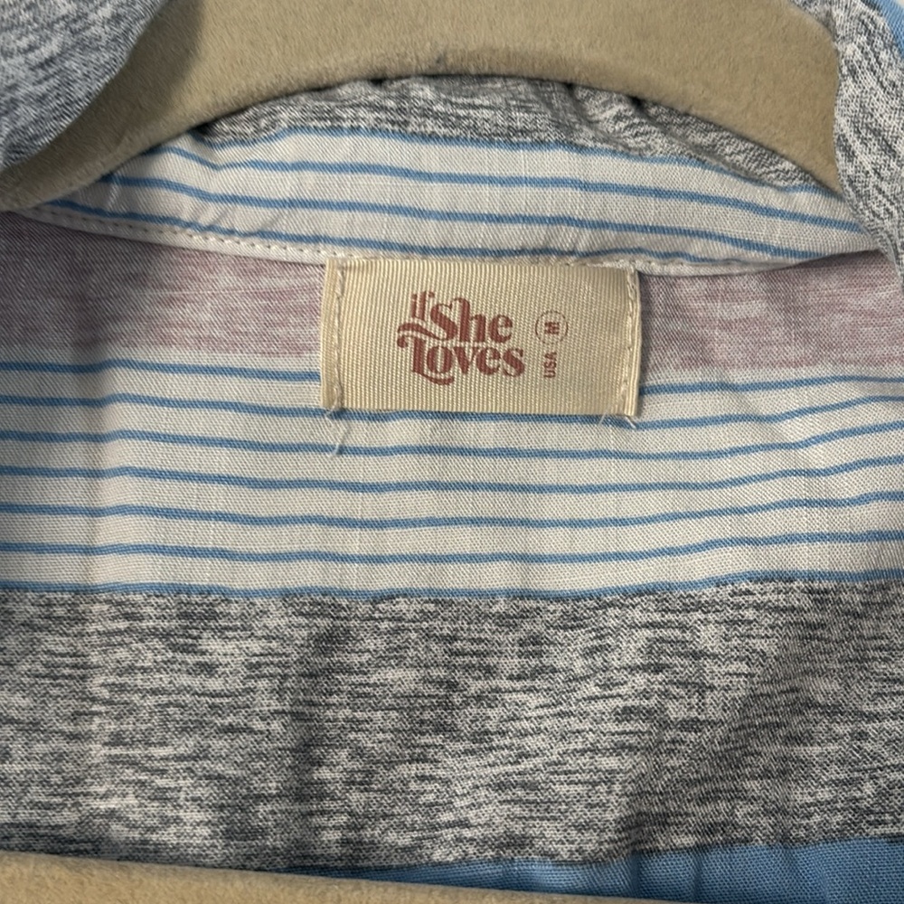 She Loves Size Medium Shirt View 2